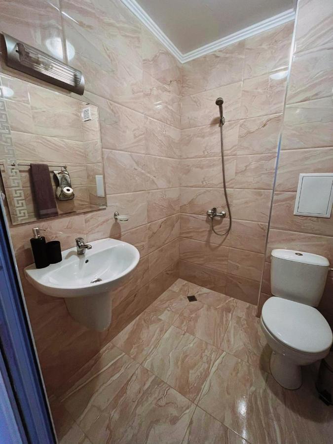 Lovely Studio Apartment On The Beach Burgas Stad Buitenkant foto